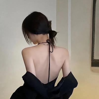 触不可及